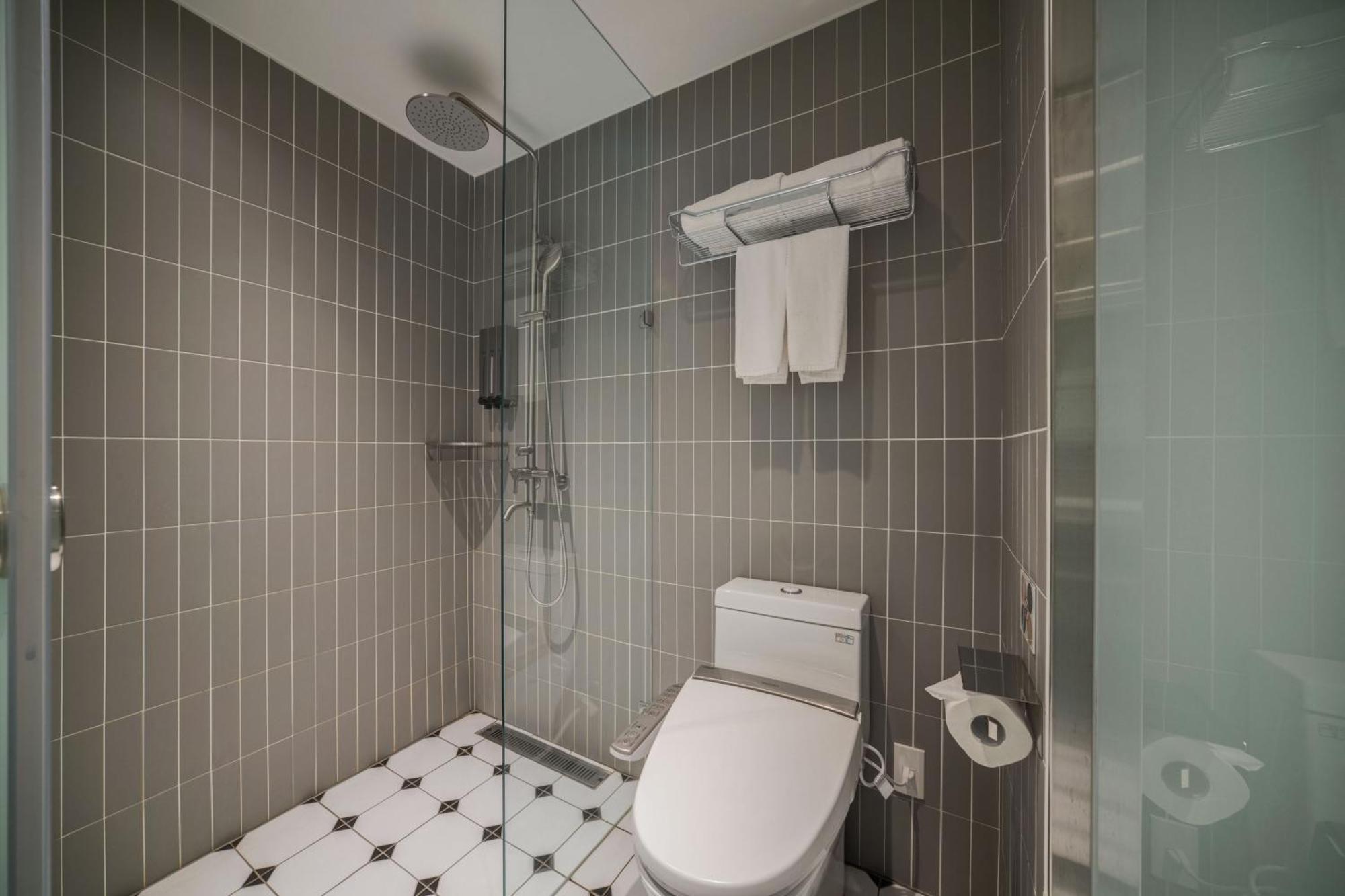 Fun Stay Inn Ximen 臺北 外观 照片