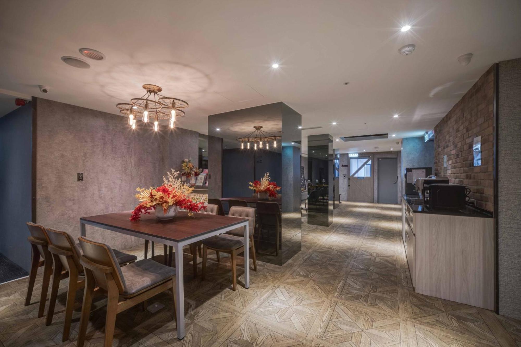 Fun Stay Inn Ximen 臺北 外观 照片
